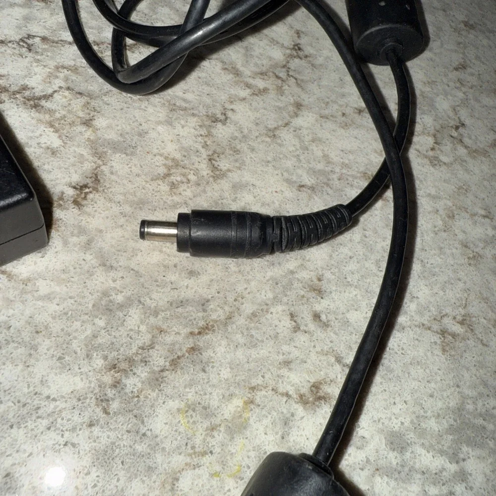 ICCNexergy Elpac Power Systems MWA150018A 18V 8.3A Power supply w/ Power cord